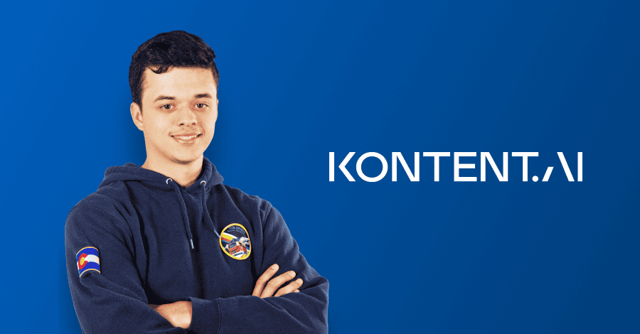 A young man in a dark hoodie, with arms crossed, smiles confidently against a blue background with the "KONTENT.AI" logo.